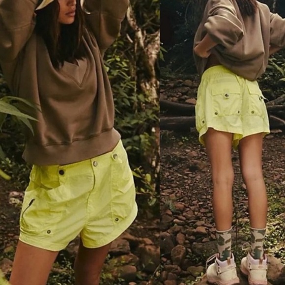 FREE PEOPLE New Heights Shorts in Sour Citrus Size Medium NWT - Picture 1 of 12